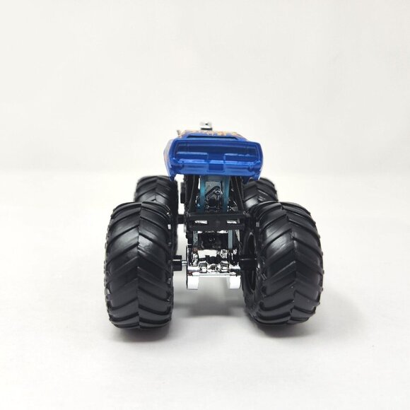 Hot Wheels Monster Trucks Rodger Dodger 1:64 2021 (c) - Picture 4 of 7